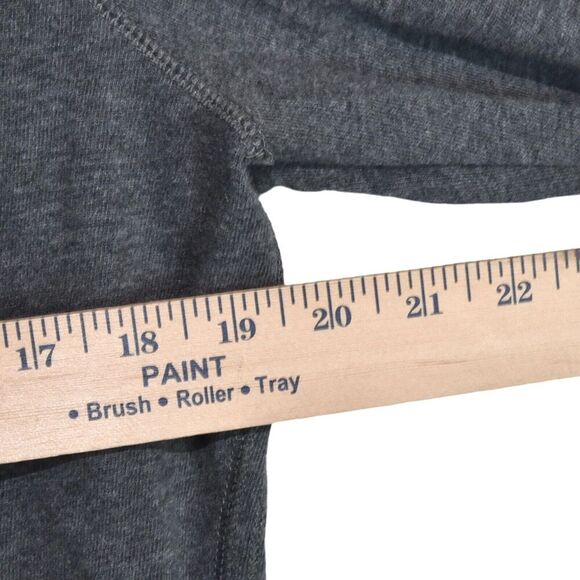 ABERCROMBIE & FITCH Men’s Y2K Preppy Pullover Sweater Grey Logo Crest XL READ - Picture 7 of 10